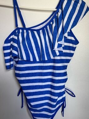 Blue and White Striped One-Shoulder Swimsuit